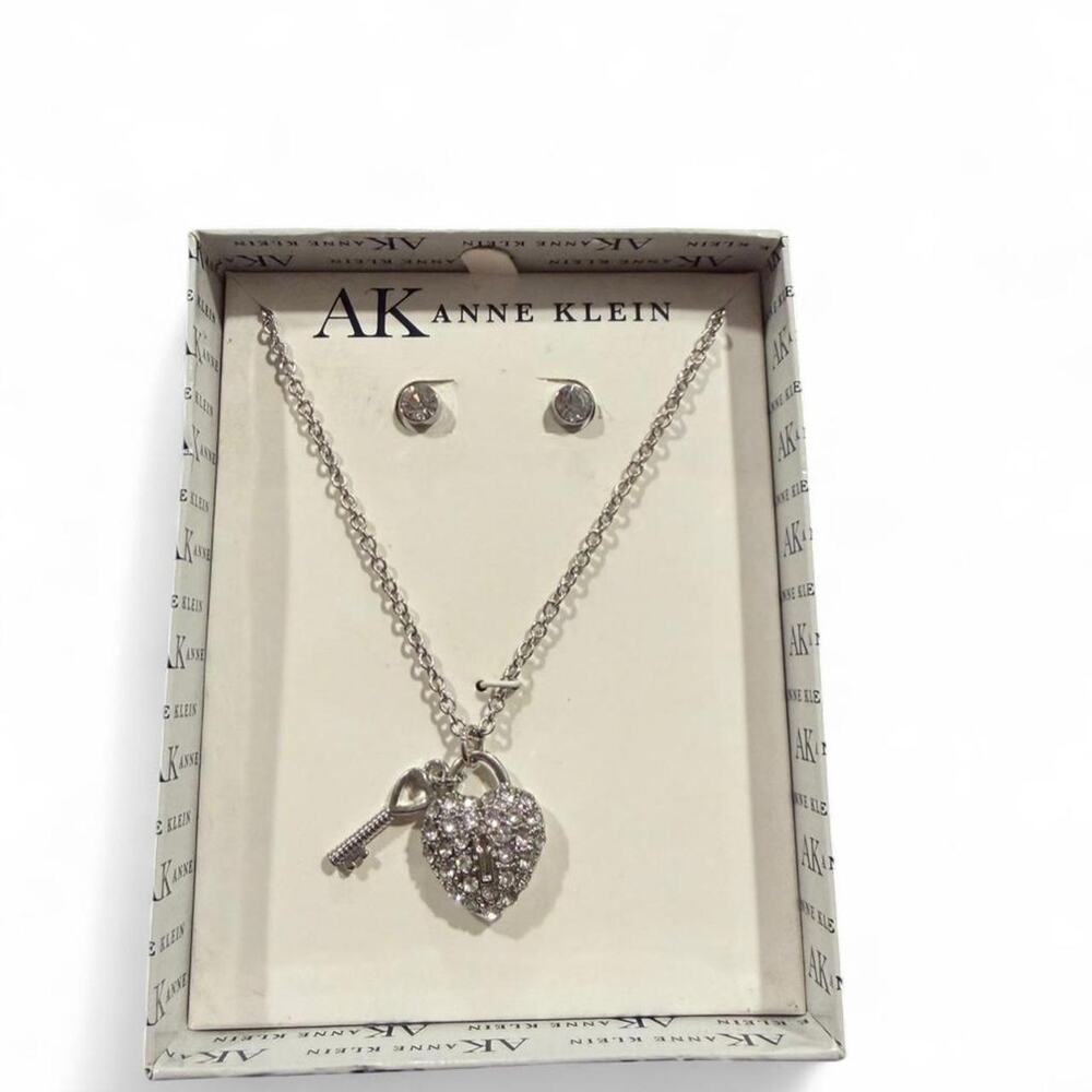 Anne Klein silver heart shaped and key necklace set with earrings new in box